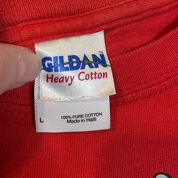 VTG Gildan red patriotic Garfield w/ US flag tee unisex sz L - Picture 4 of 9